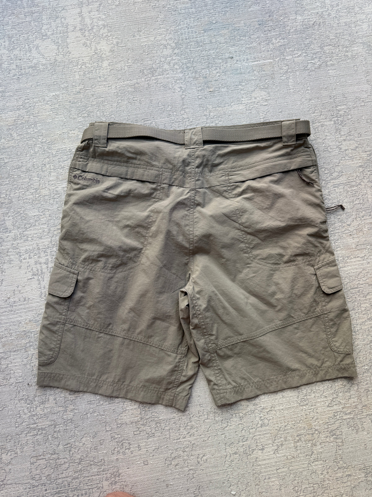 Columbia Silver Ridge Omni-Wick Cargo Shorts – Khaki (M)