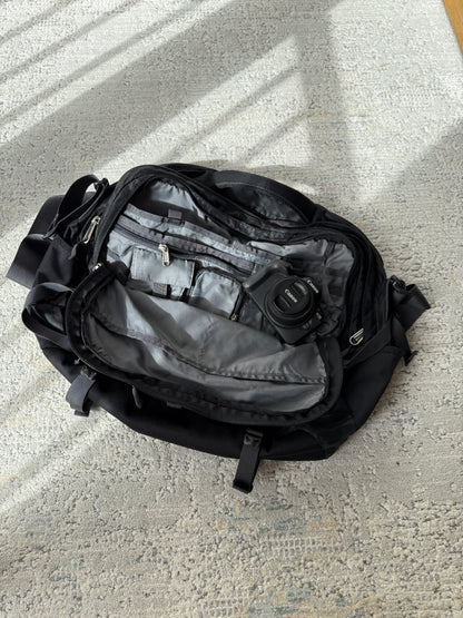 The North Face Offsite Shoulder Bag (OS)