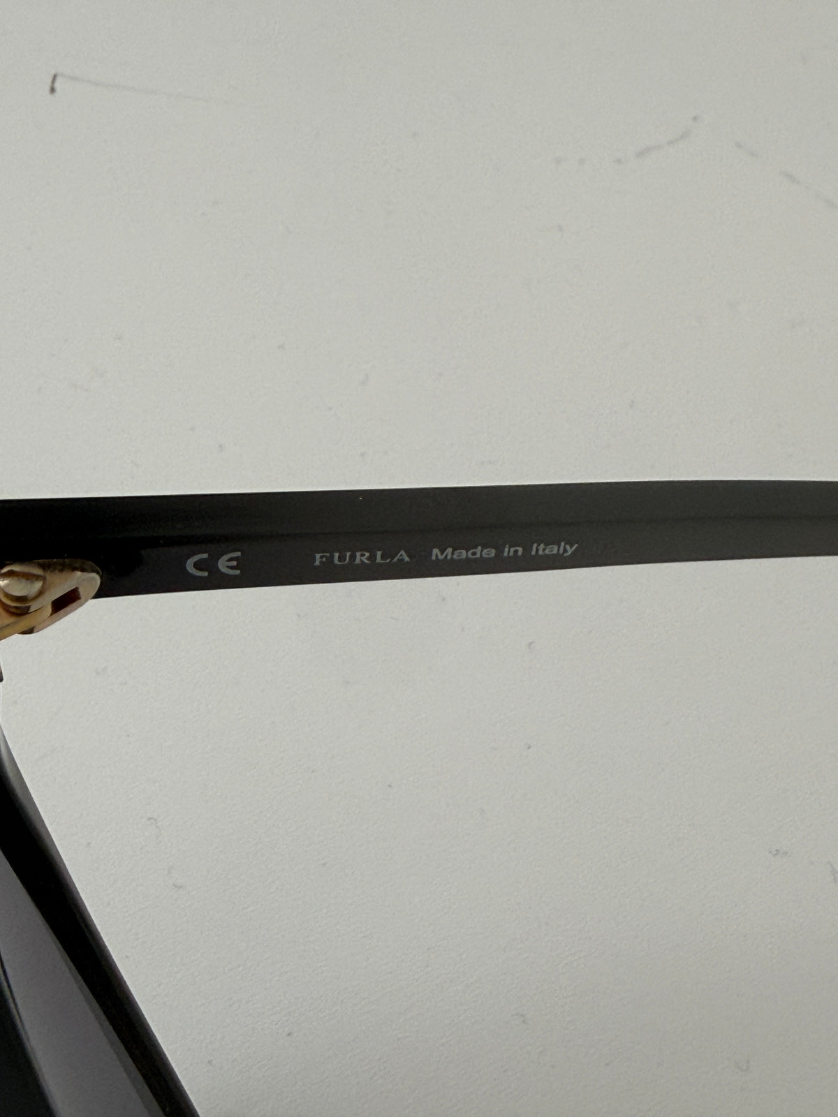 Furla Cat-Eye Sunglasses – Black / Pink