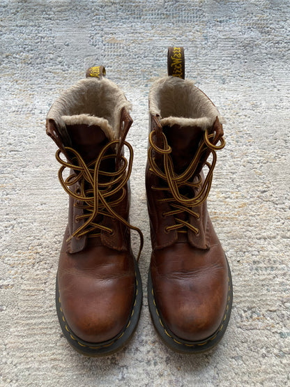 Dr Martens Vintage Serena Boots (39)
