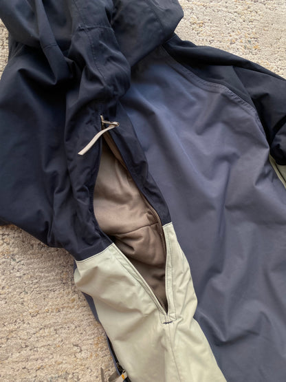 Hally Hansen 04’ Jacket (M)