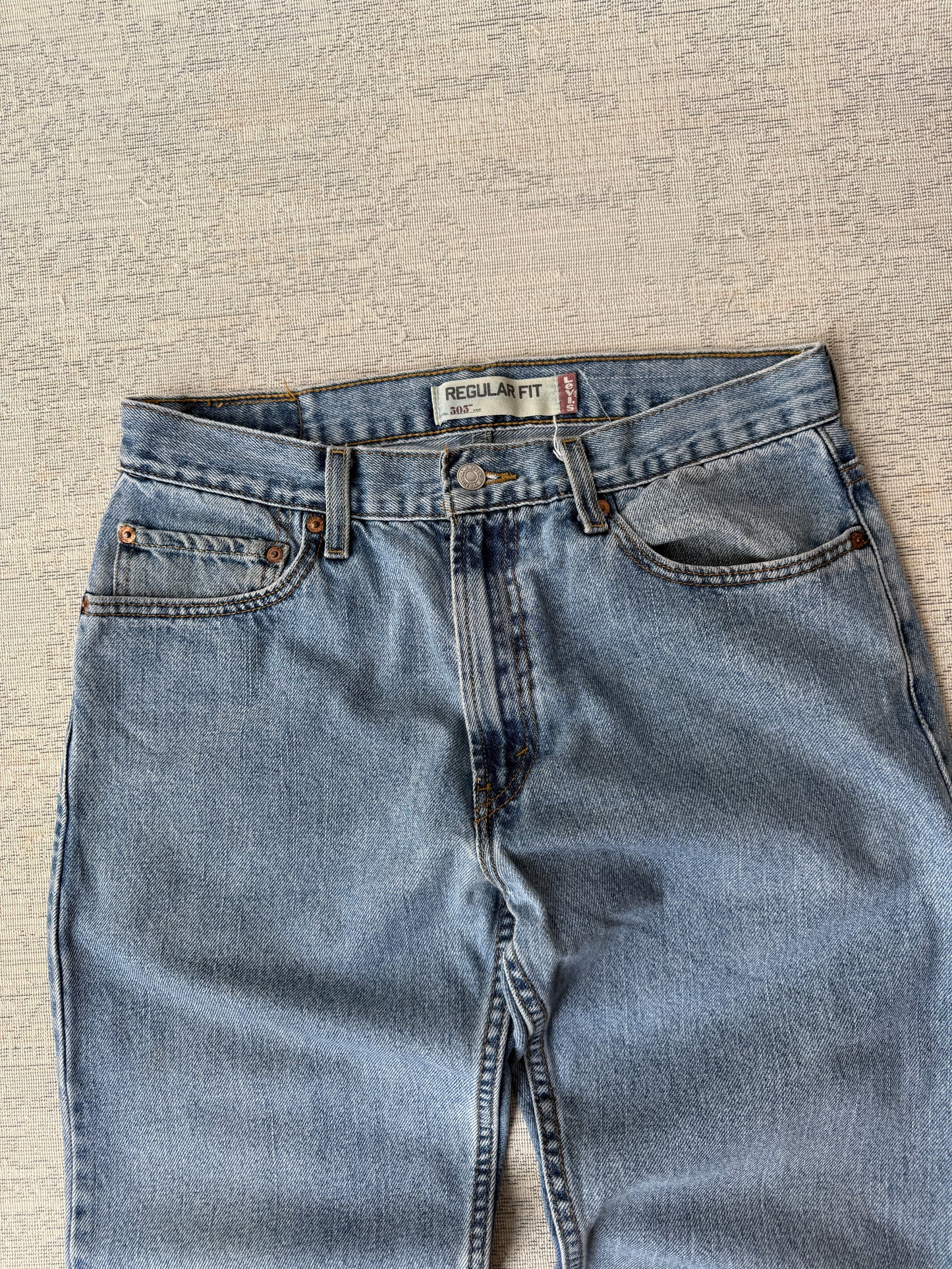 Levi’s 505 Regular Fit Jeans (W34 L32)