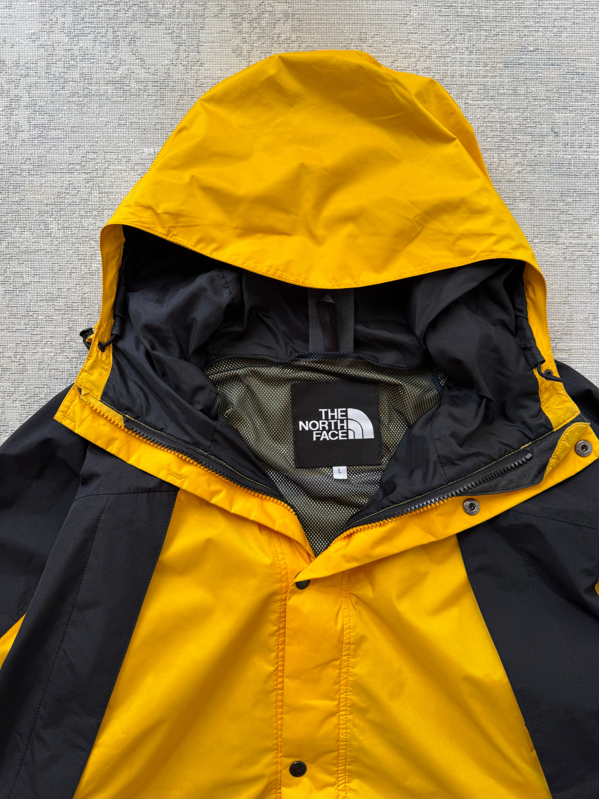Vintage 90s The North Face Mountain Light GORE-TEX Jacket – Yellow/Black (L)