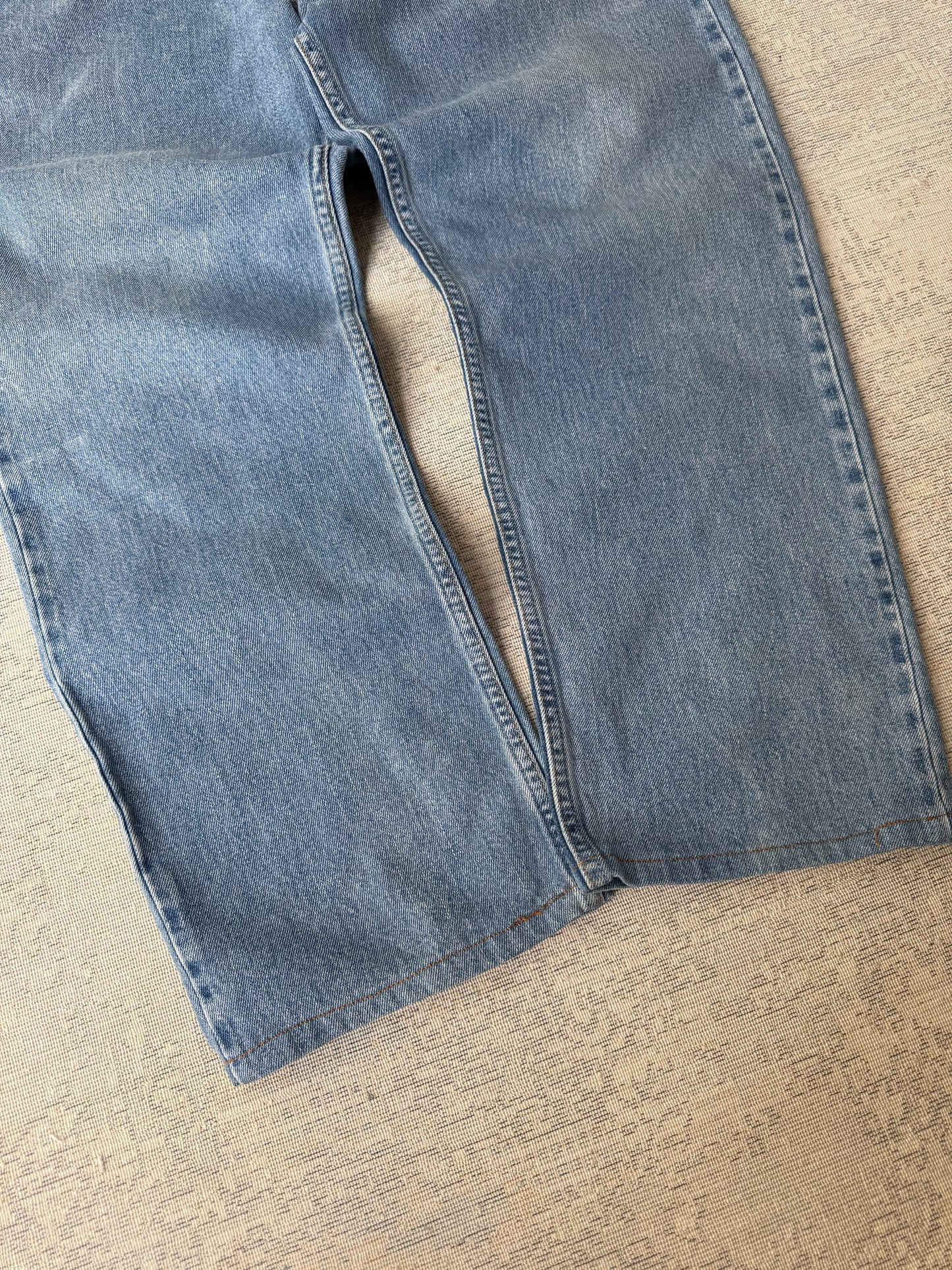 Levi’s 505 Regular Fit Jeans (W34 L29)