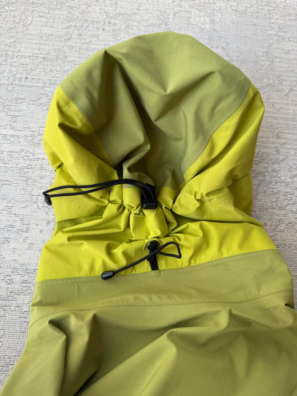 Arc’teryx Gore-Tex XCR Jacket (Women’s XS)