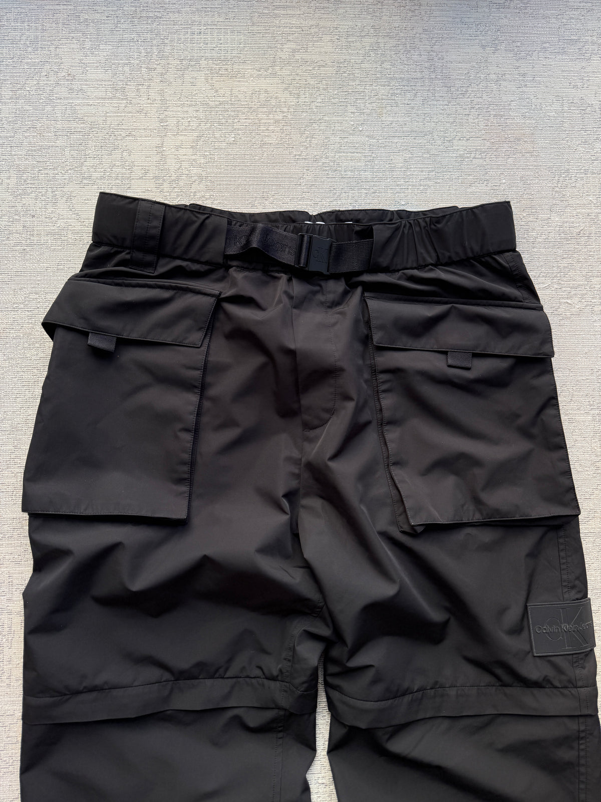 Calvin Klein Jeans Technical Utility Cargo Pants (M)
