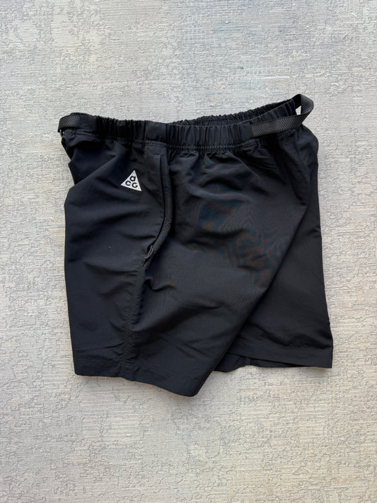 Nike ACG Utility Shorts (M)