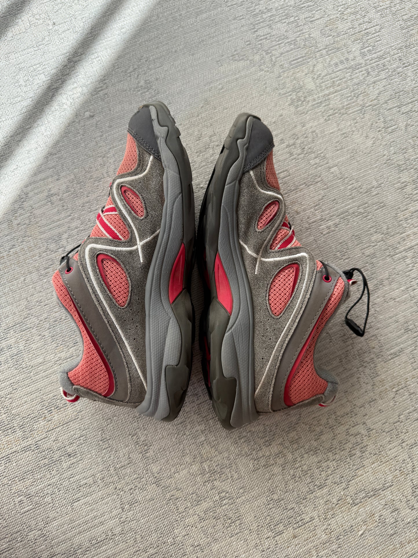 Salomon Outdoor Trail Shoes (Women’s 38 2/3)