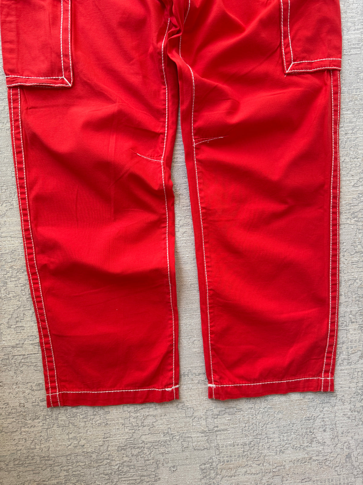 True Religion Y2K Contrast Stitch Cargo Pants (W30)