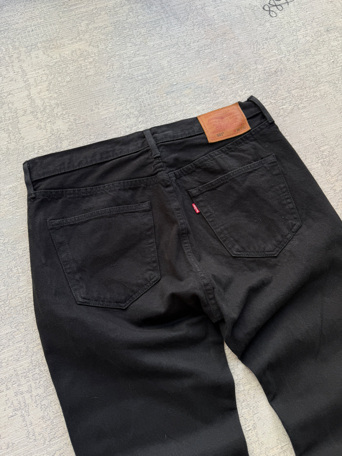 Levi’s 501 Straight Jeans (W34 L32)