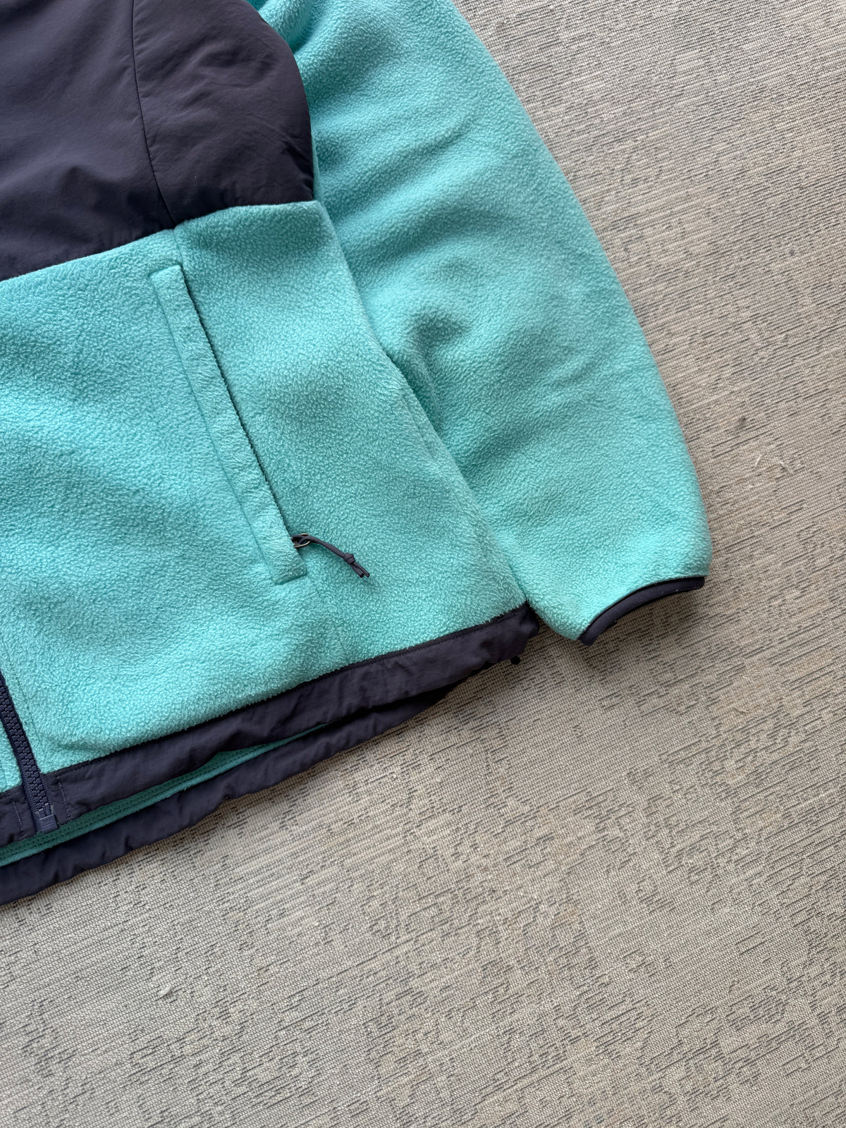 The North Face Denali Fleece Jacket (Women’s M)