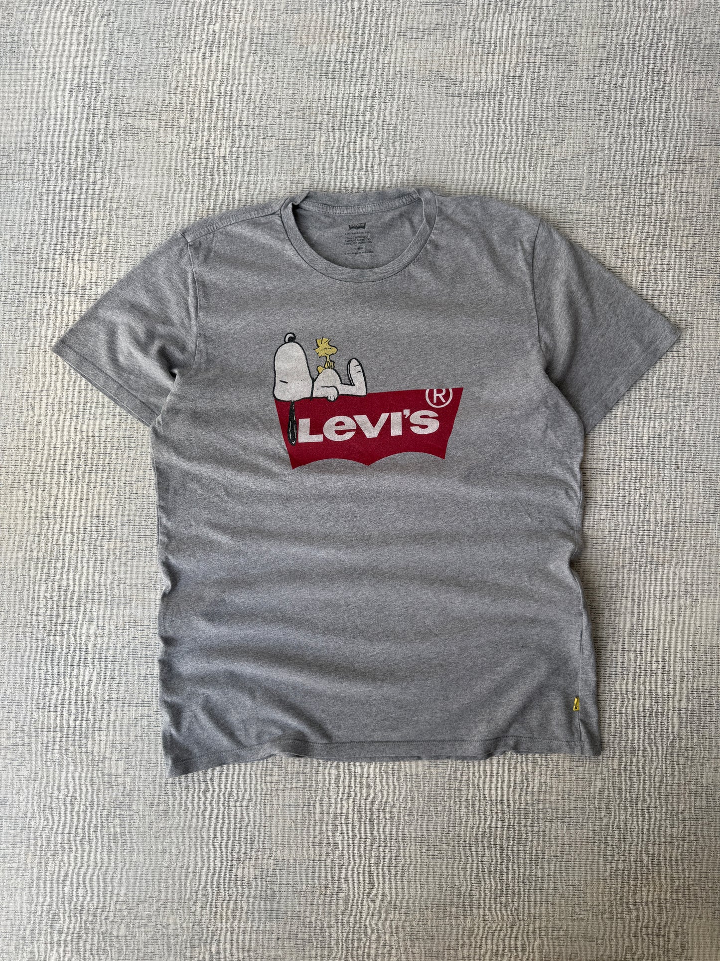 Levi’s Peanuts Tee (M)