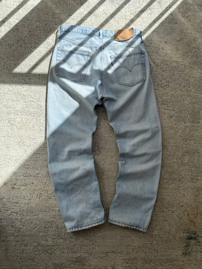 Levi’s 501 Vintage 90’s Jeans (W32 L32)