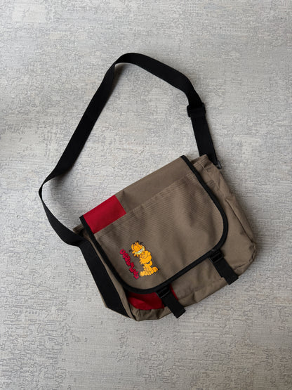 The Garfield Shoulder Bag (OneSize)
