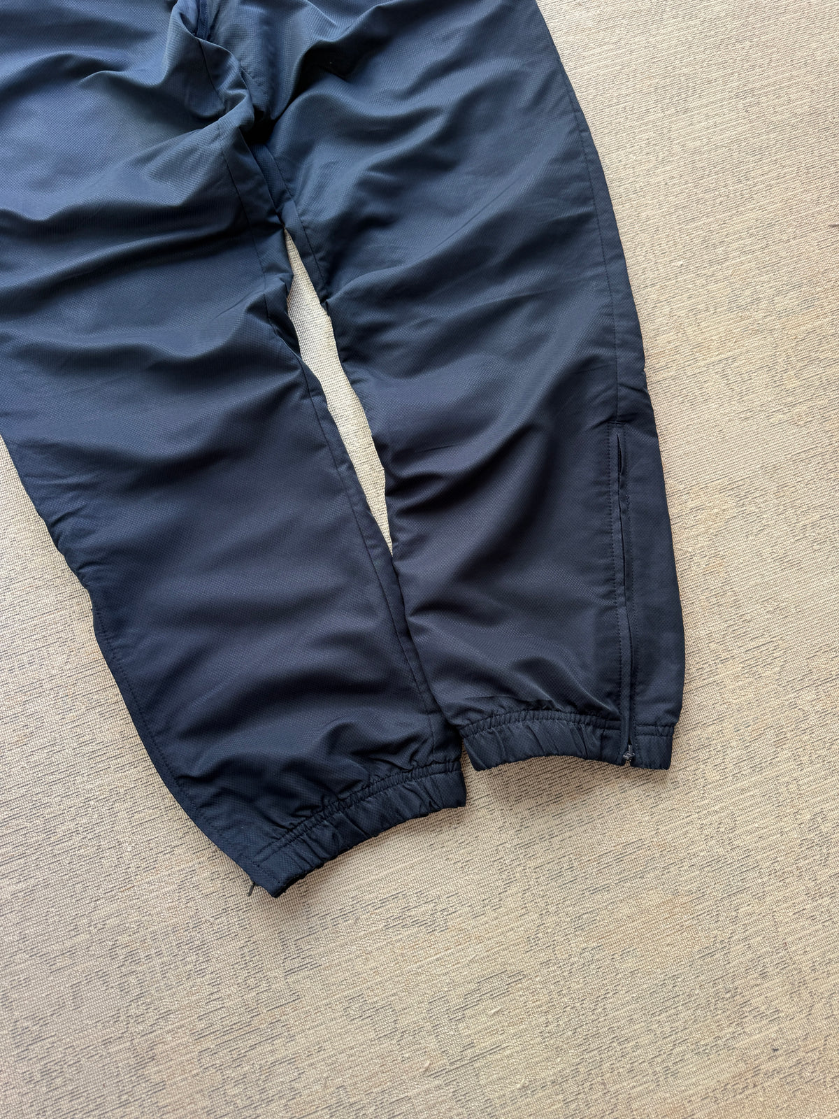 Sergio Tacchini Nylon Track Pants – Navy (M)