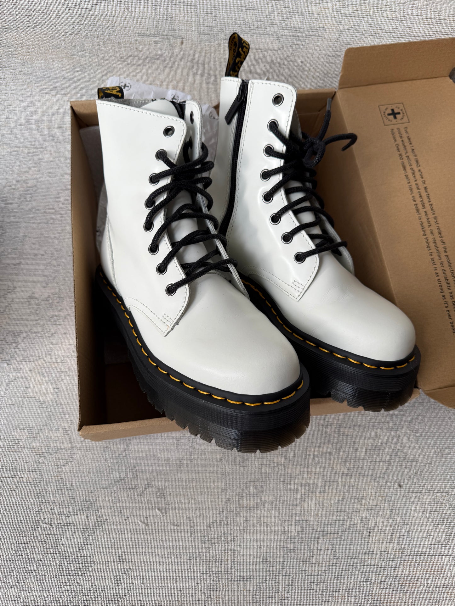 Dr Martens Jadon Boots Smooth Leather (38)