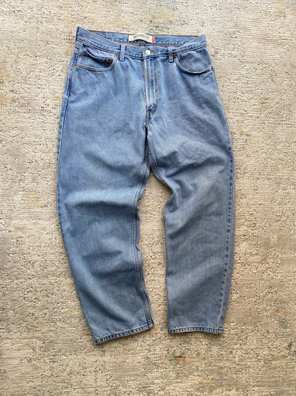 Levi’s 505 Relaxed Fit Jeans (W36 L32)