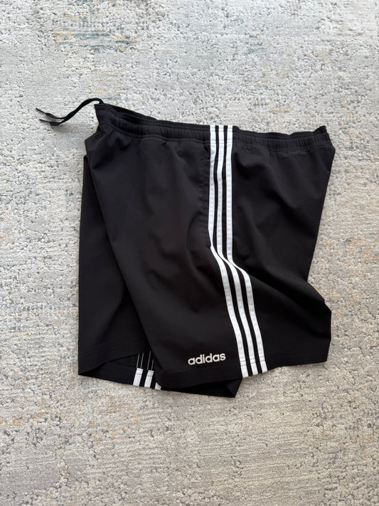 Adidas Shorts (L)