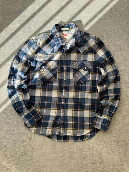 Levi’s Flannel Shirt (Women’s S)
