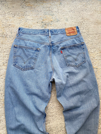 Levi’s 505 Relaxed Fit Jeans (W36 L32)