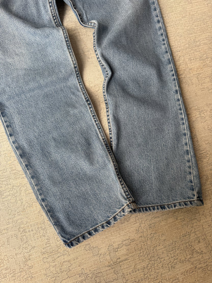 Levi’s 505 Regular Fit Jeans (W33 L32)