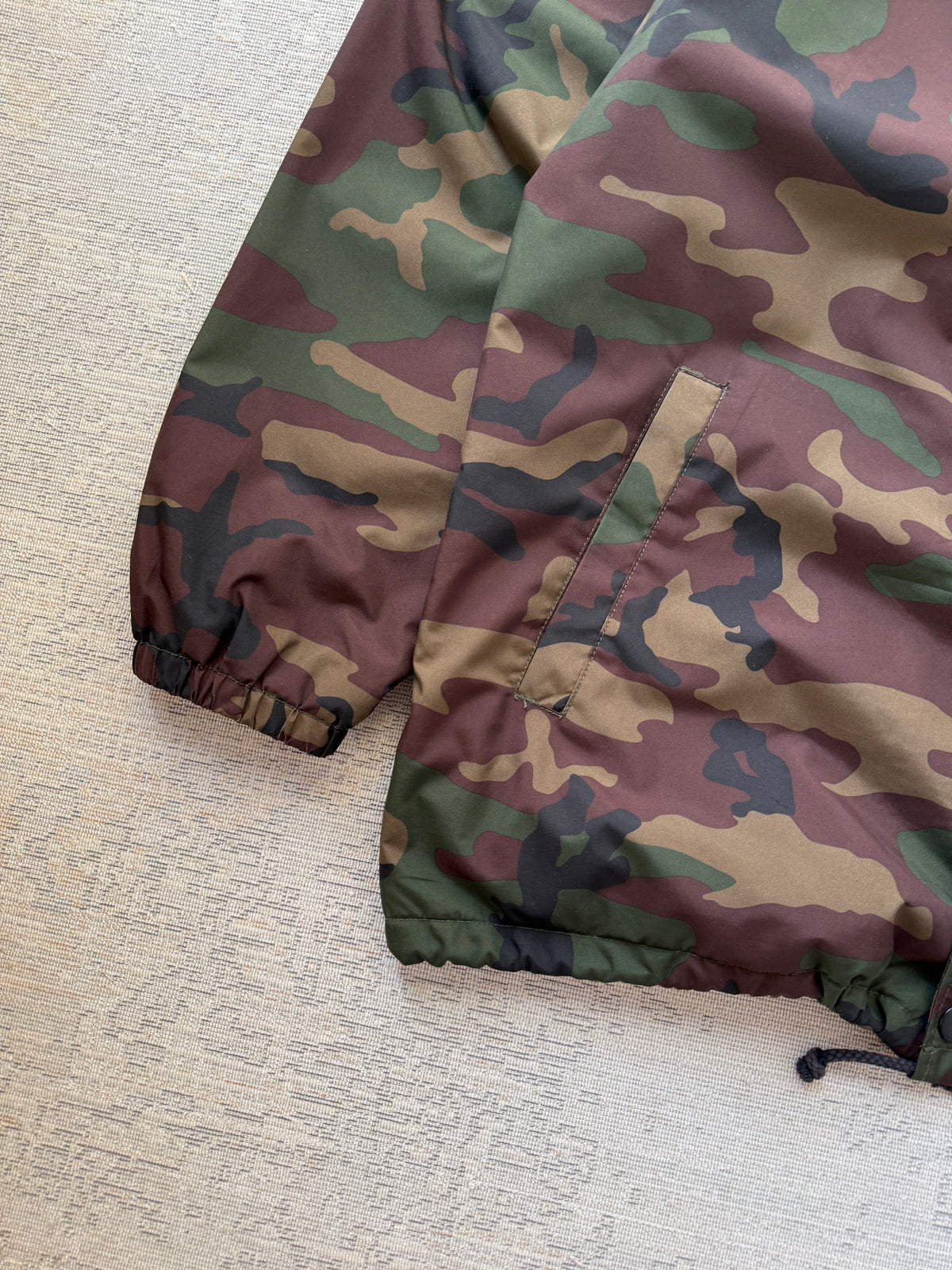 Vans Off The Wall Camo Coach Jacket (XL)