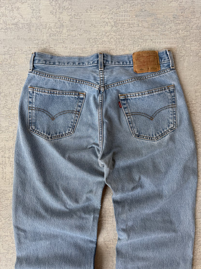 Levi’s 501 Washed Blue Jeans (W34 L34)