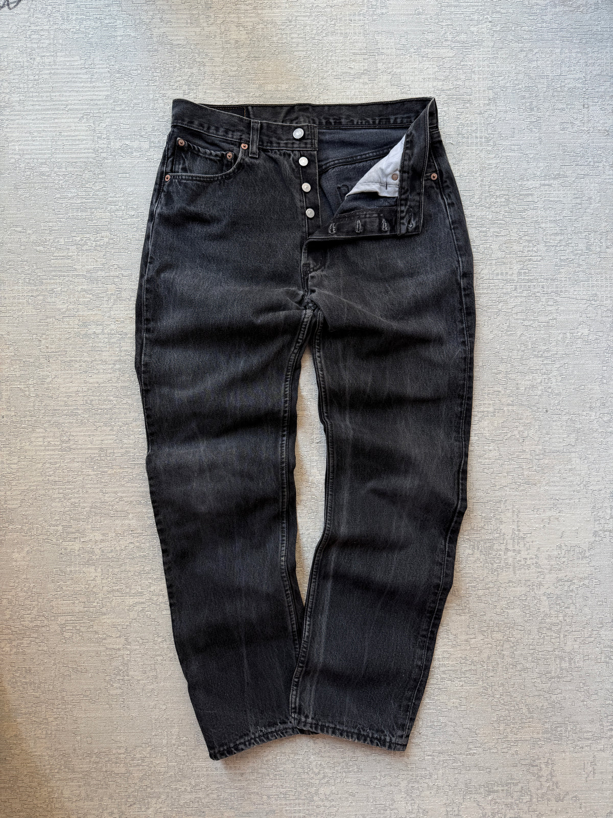 Levi’s 501 Black Fadded Jeans (W33 L32)