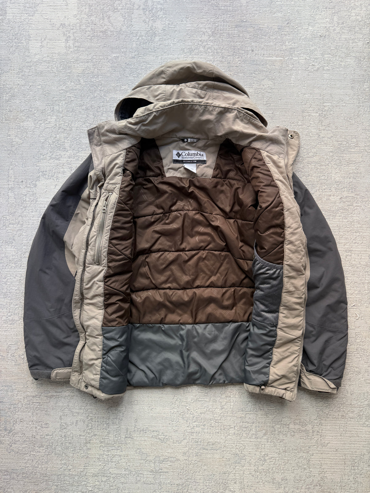Columbia Hooded Insulated Jacket (M)
