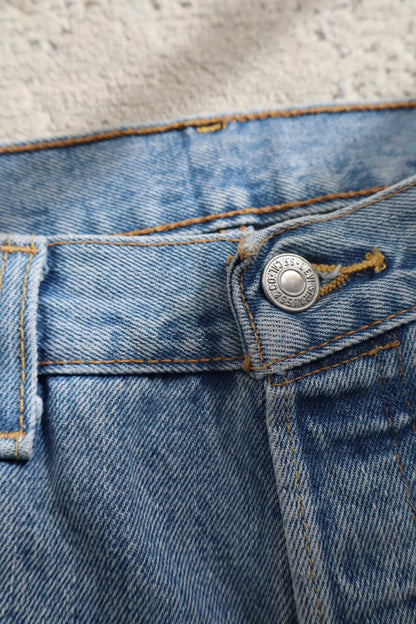 Levi’s 501 Washed Blue Jeans (W30 L30)