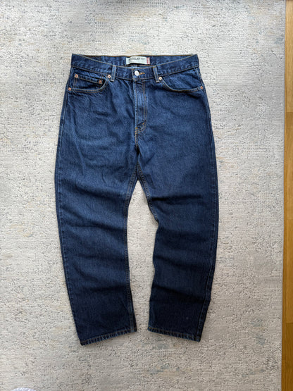 Levi’s 505 Regular Fit Jeans (W35 L30)