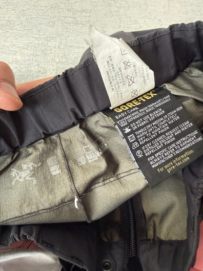 Arc’teryx PRO Gore-Tex Waterproof Shell Pants (M)