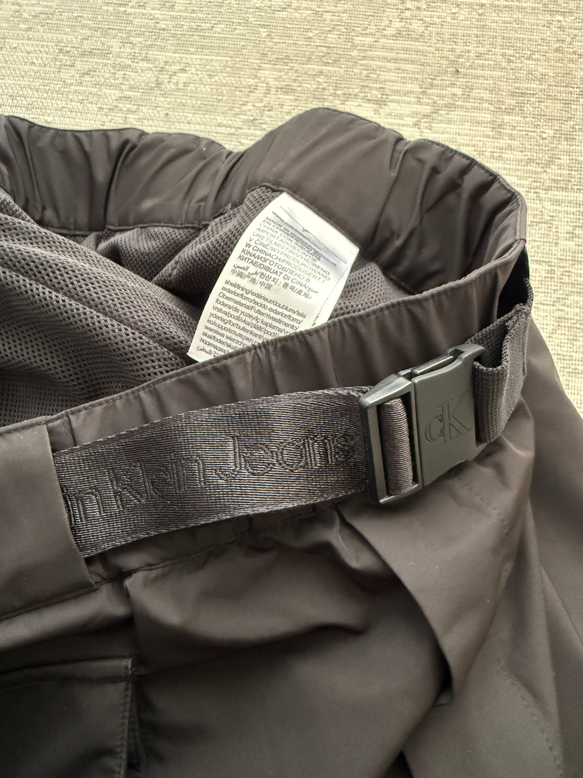 Calvin Klein Jeans Technical Utility Cargo Pants (M)