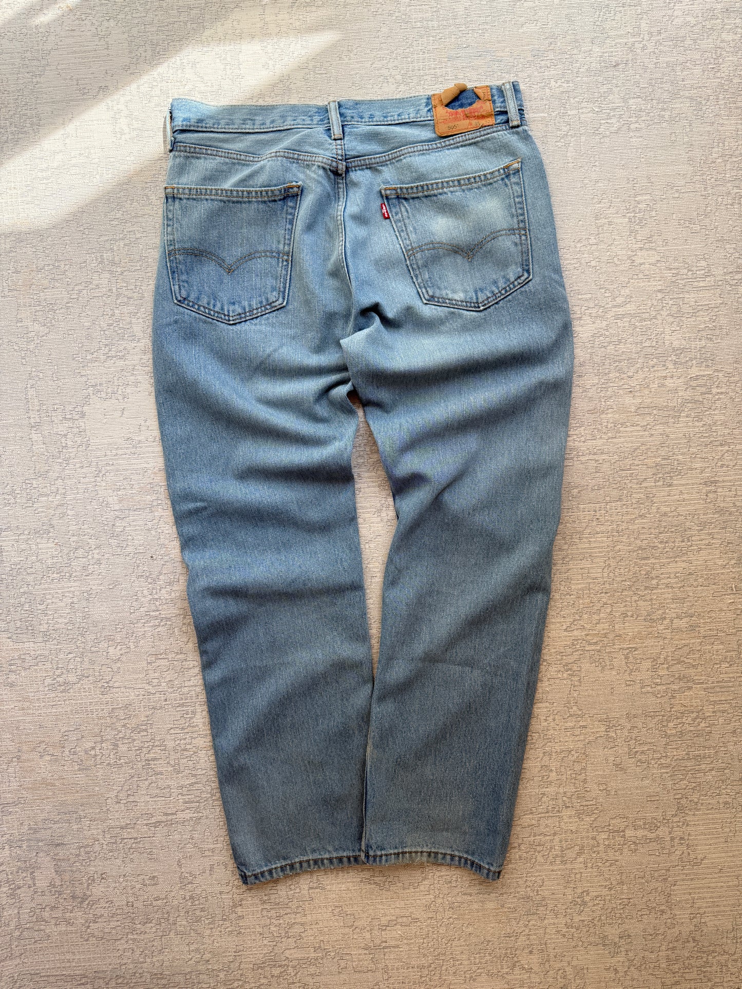 Levi’s 505 Faded Blue Jeans (W36 L32)