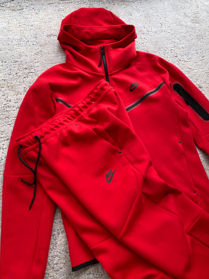 Nike Tech Fleece Hoodie & Joggers (S)
