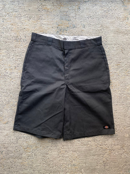 Dickies Loose Fit Shorts (W38)