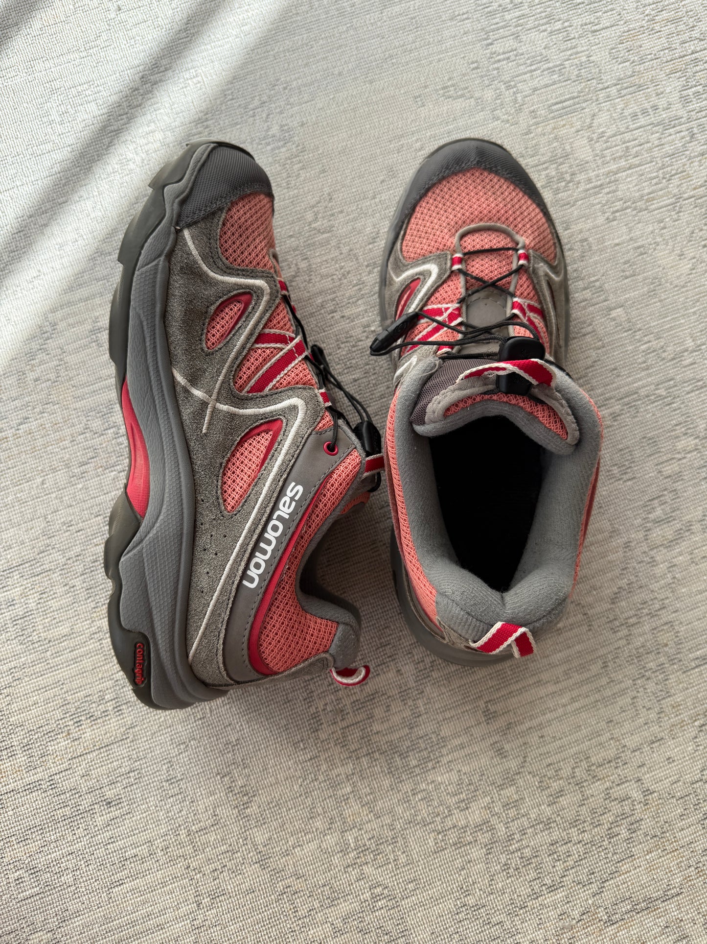 Salomon Outdoor Trail Shoes (Women’s 38 2/3)