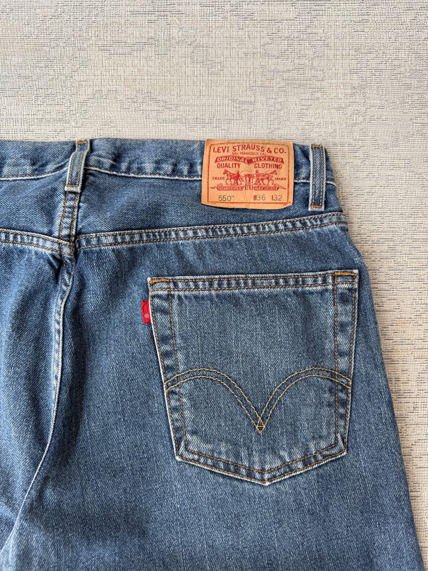 Levi’s 550 Relaxed Fit (W36 L33)