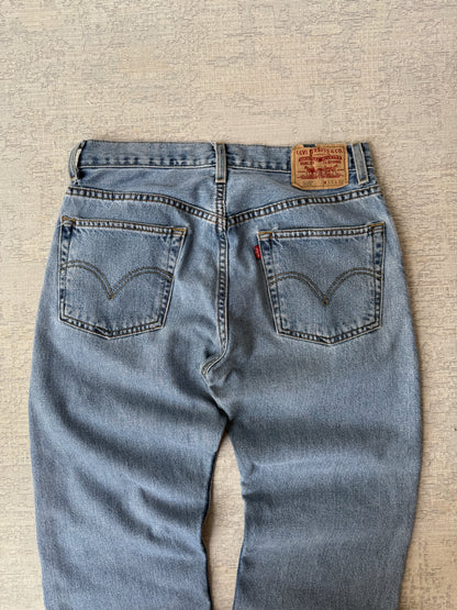 Levi’s 505 Regular Fit Jeans (W34 L32)