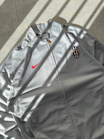 Nike Vintage Juventus F.C Tracktop (XL)