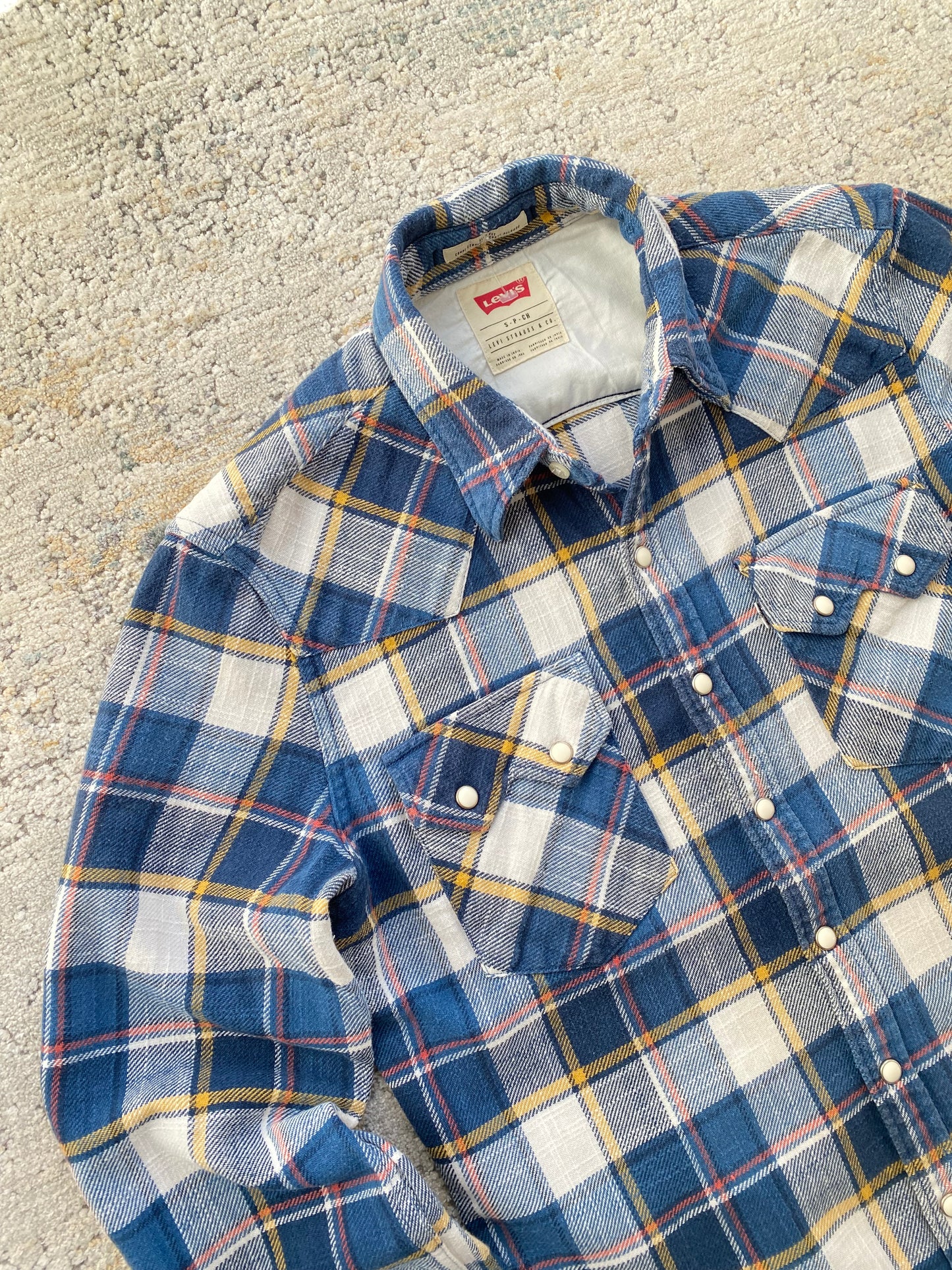 Levi’s Unisex Flannel Shirt (S)