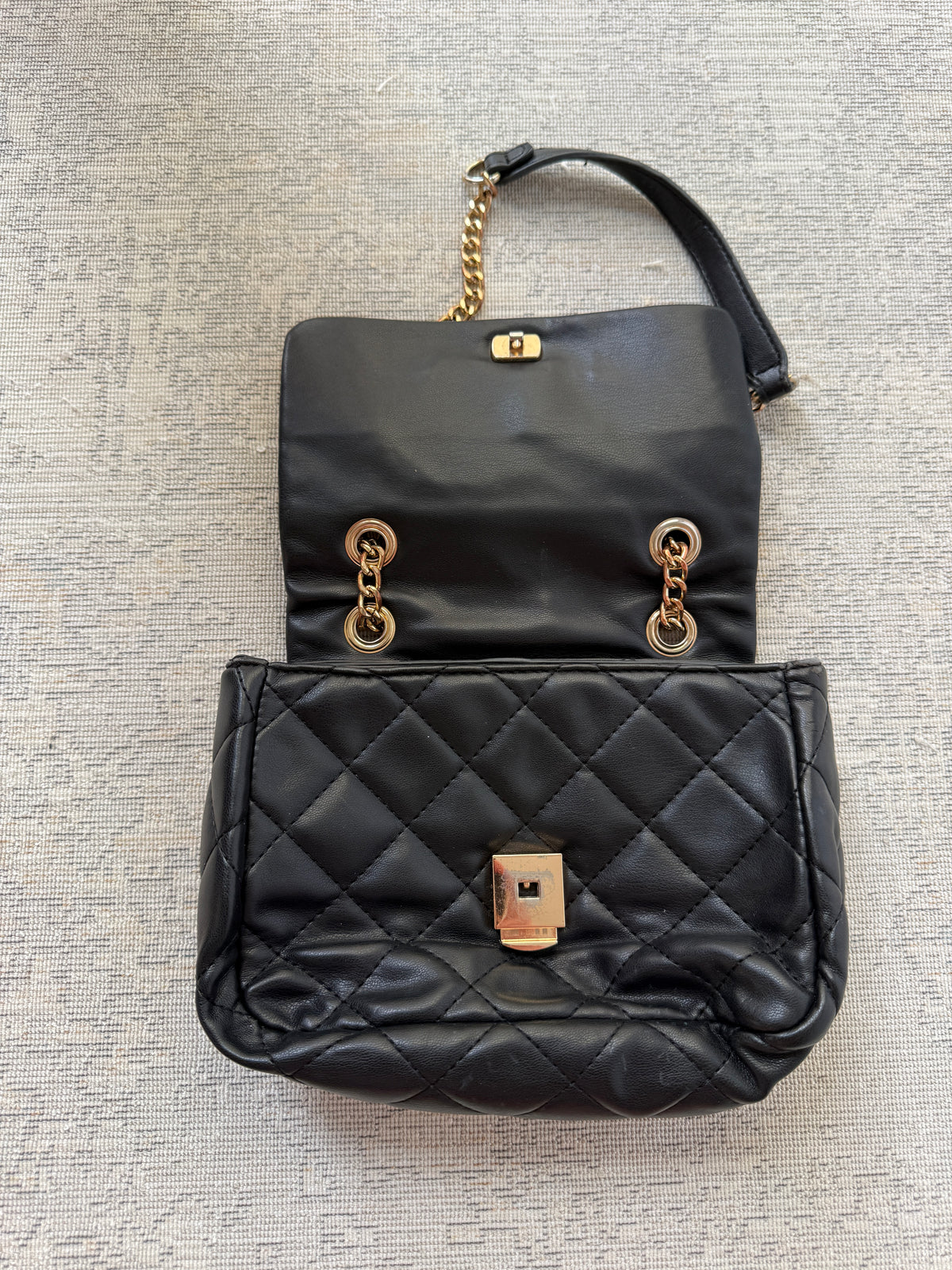 Valentino Bags Quilted Chain Shoulder Bag